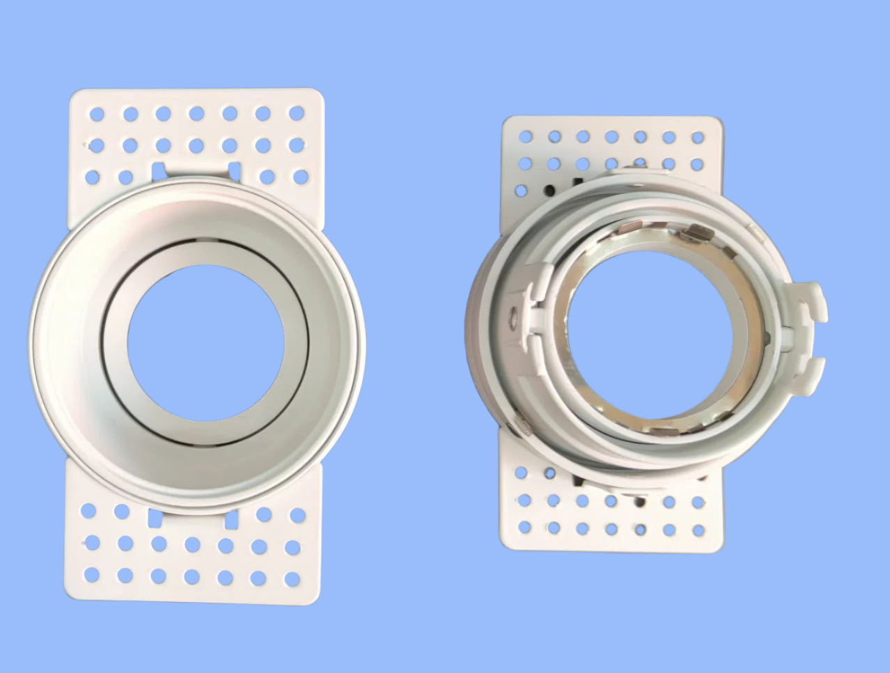 Round White/Black deep tiltable trimless frame for Led modules/MR 16 lamps till 18W.